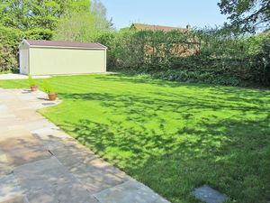 Photo 21- click for photo gallery